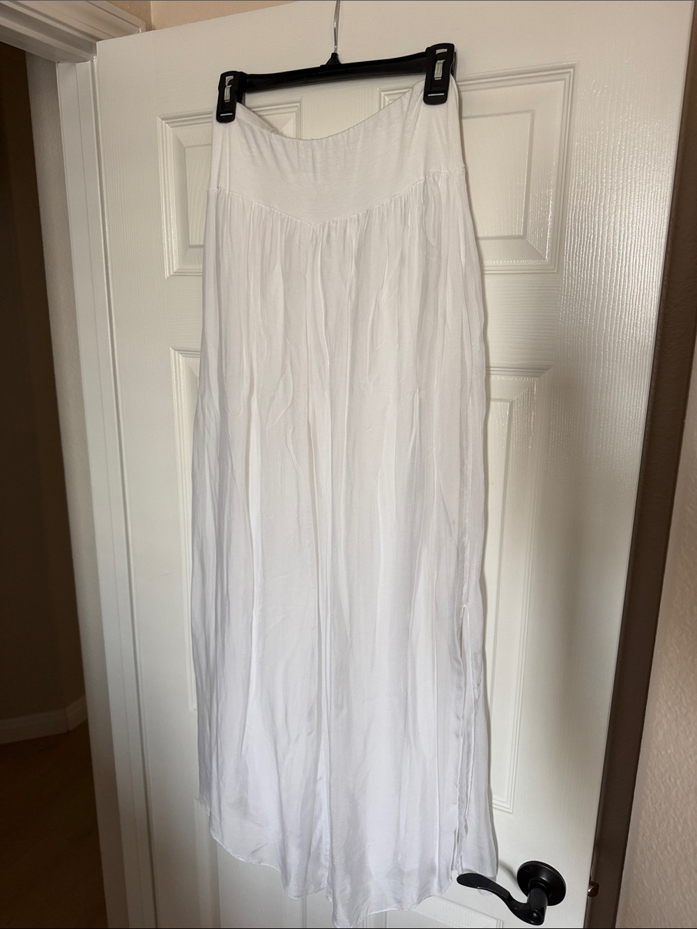 A Classy Chic Boutique White boho style pant - Flowing Layered Silhouette